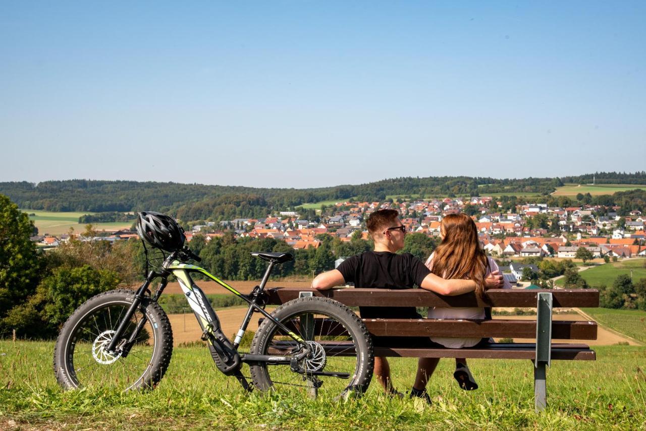 Hotel & Restaurant Post Laichingen Eksteriør bilde