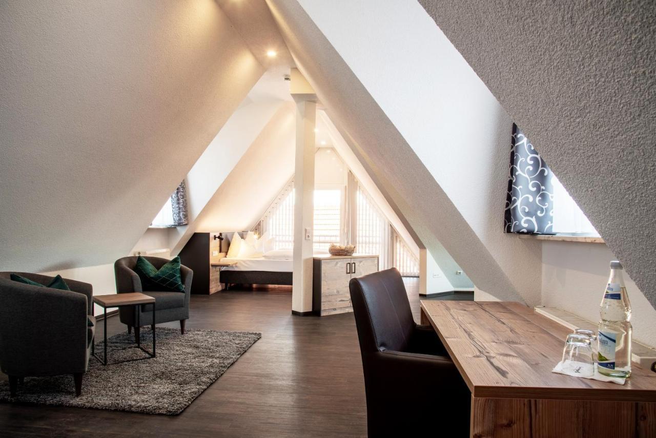 Hotel & Restaurant Post Laichingen Eksteriør bilde
