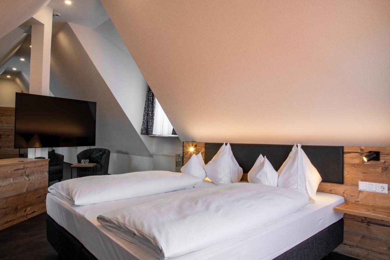 Hotel & Restaurant Post Laichingen Eksteriør bilde