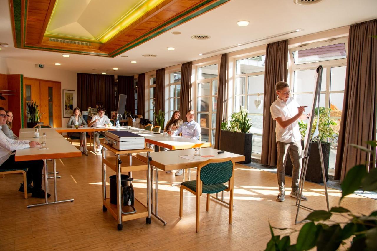 Hotel & Restaurant Post Laichingen Eksteriør bilde