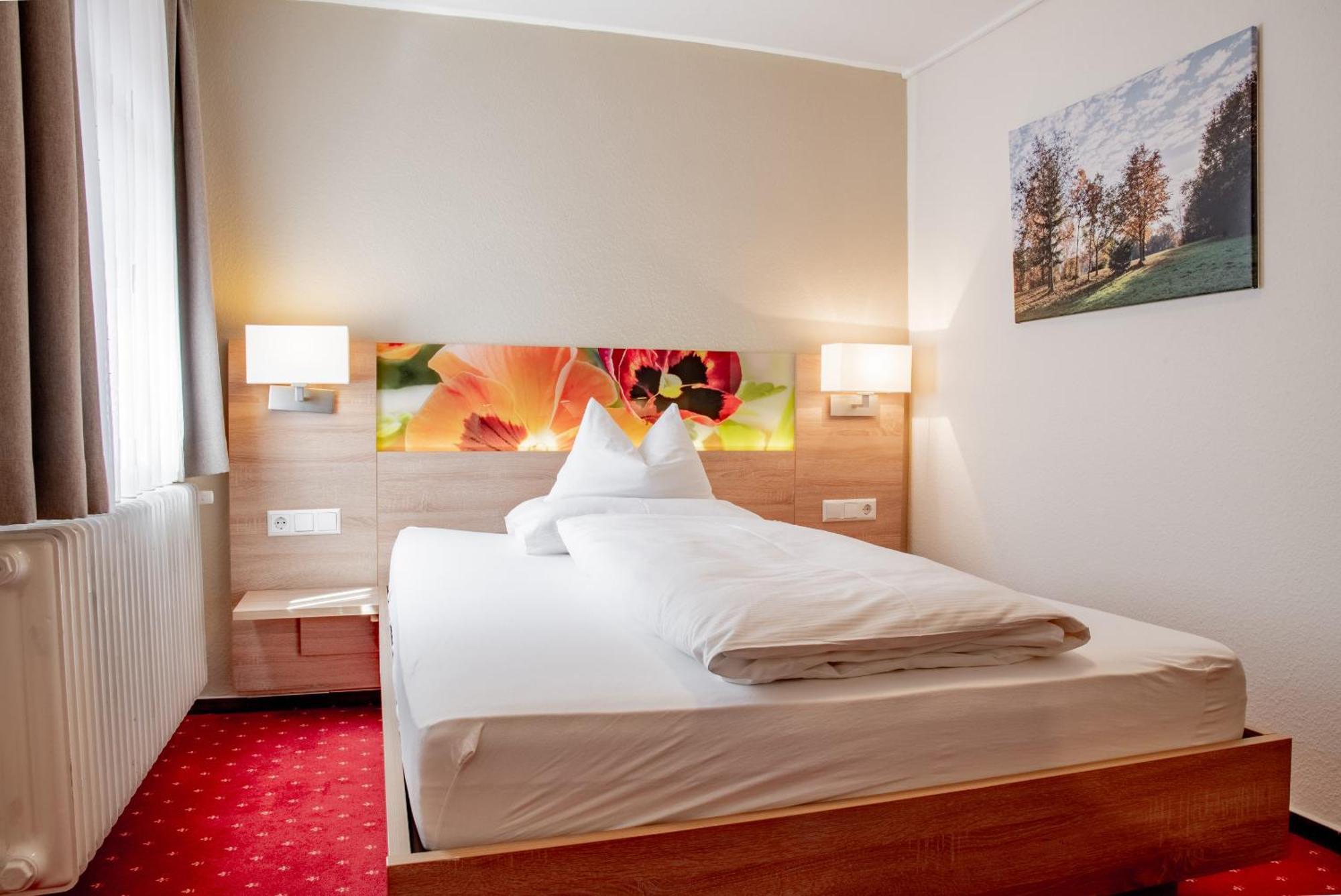 Hotel & Restaurant Post Laichingen Eksteriør bilde