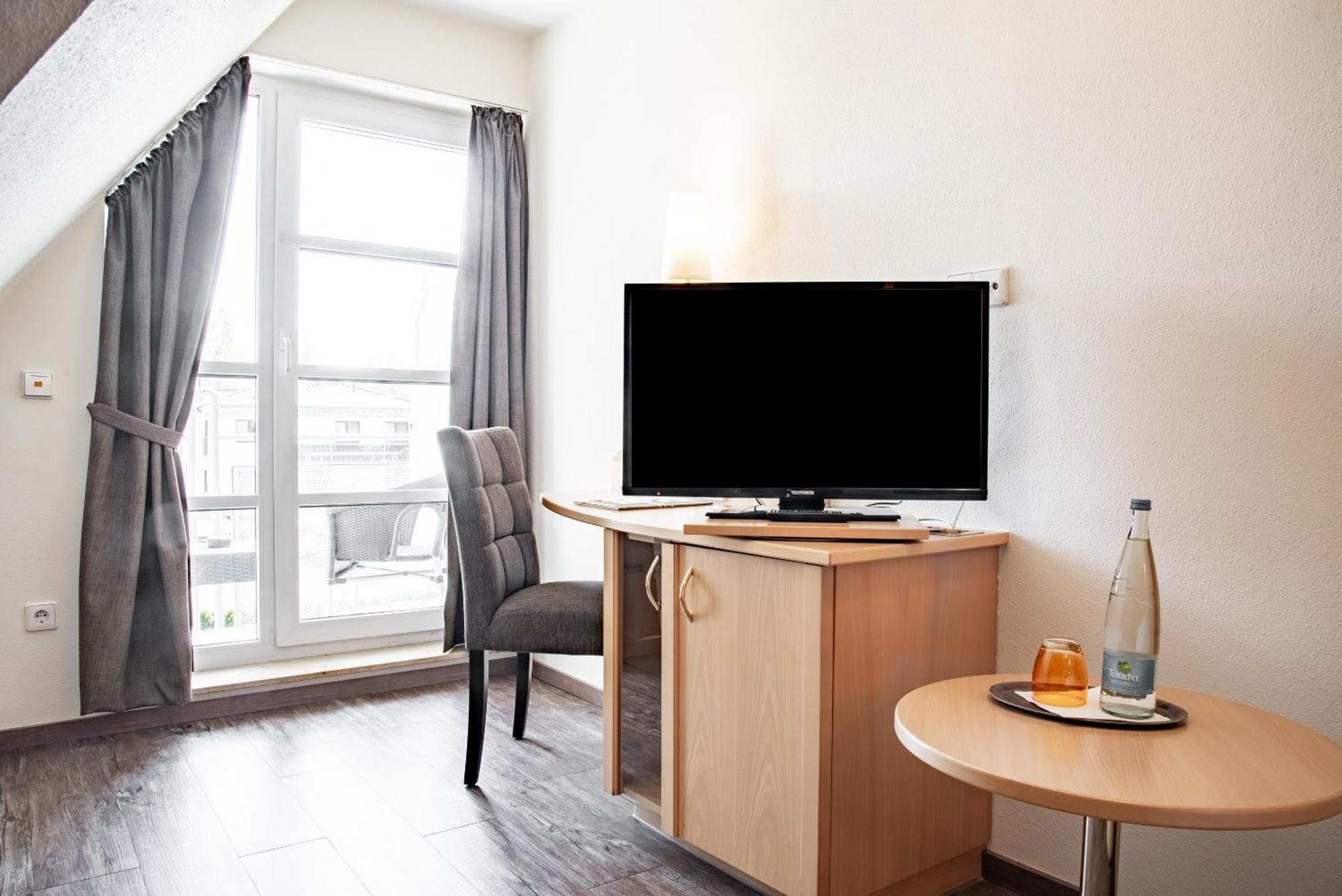 Hotel & Restaurant Post Laichingen Eksteriør bilde
