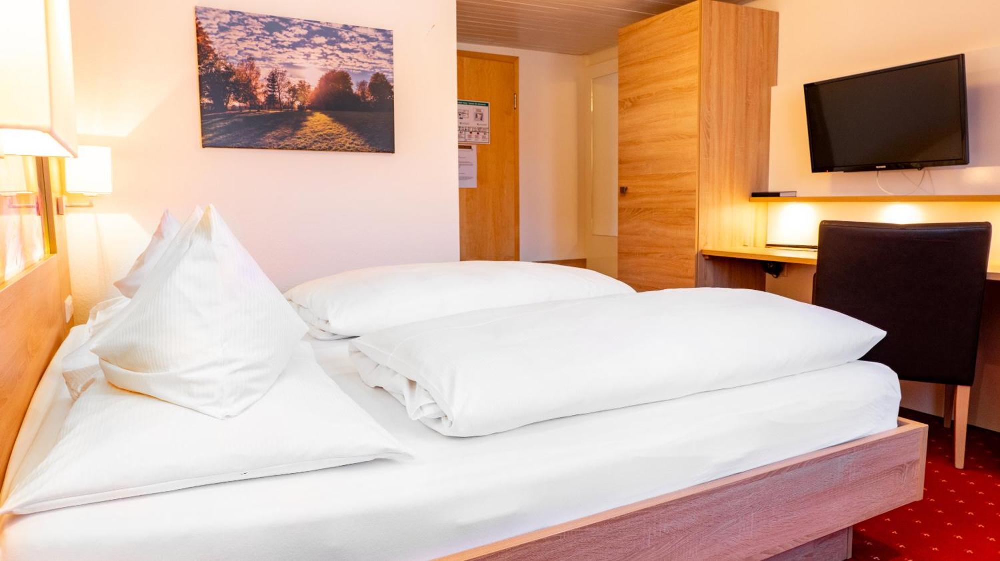 Hotel & Restaurant Post Laichingen Eksteriør bilde
