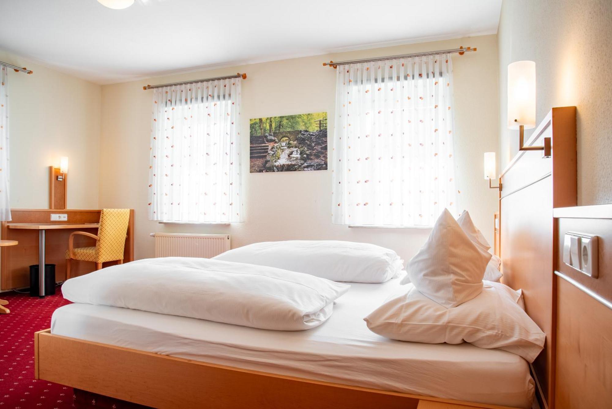 Hotel & Restaurant Post Laichingen Eksteriør bilde
