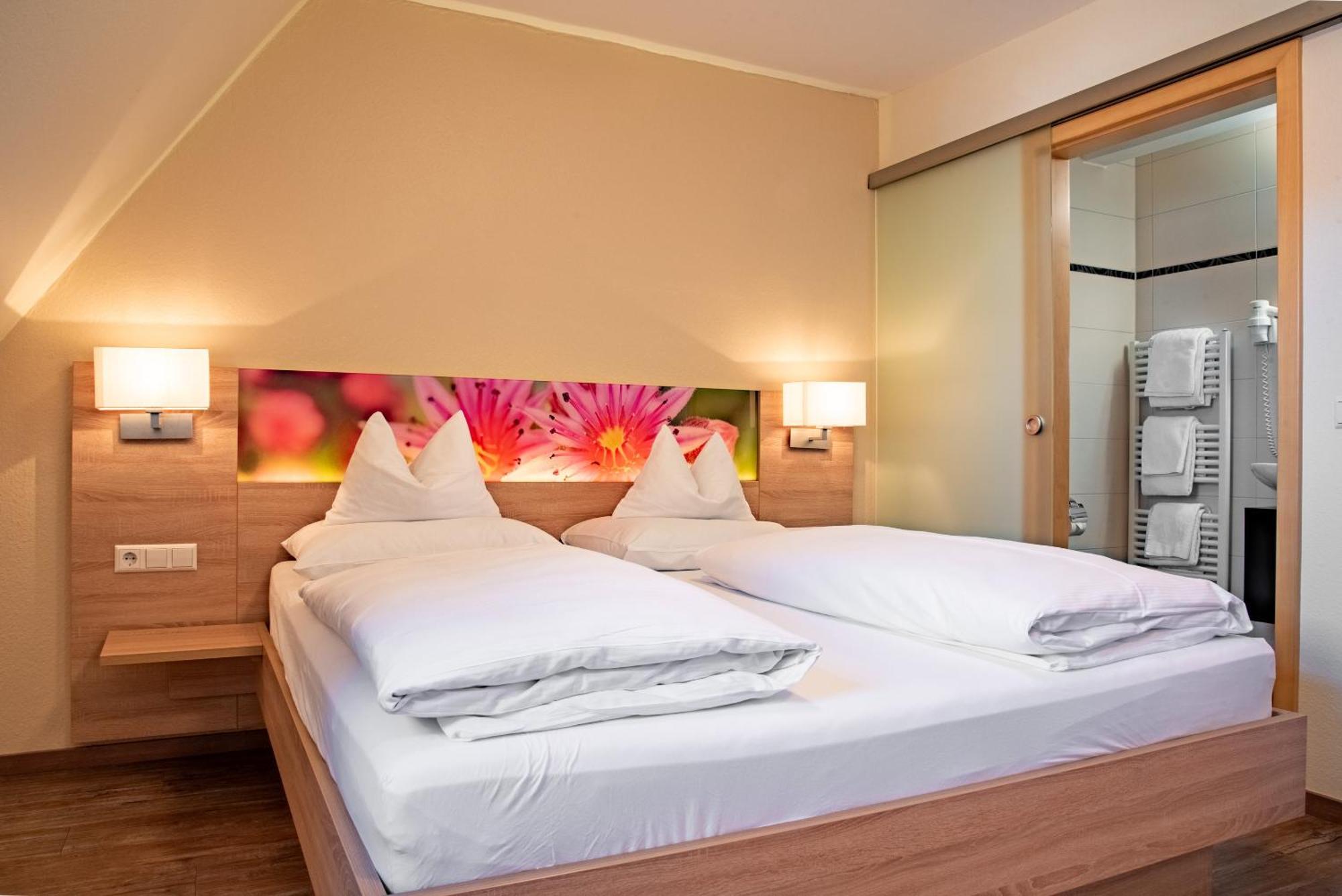 Hotel & Restaurant Post Laichingen Eksteriør bilde