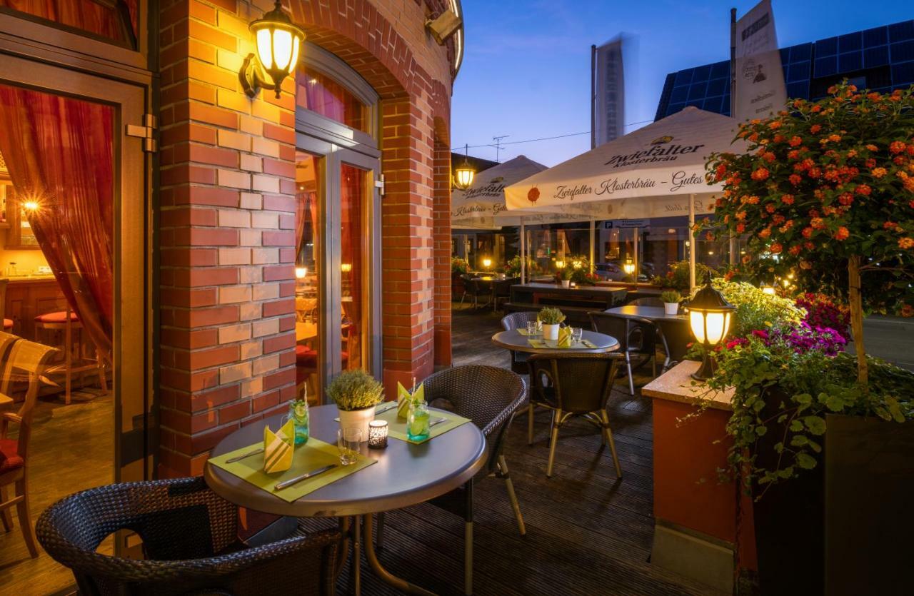 Hotel & Restaurant Post Laichingen Eksteriør bilde